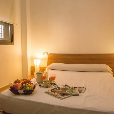 Santa Barbara Apartment *